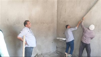 رئيس سوهاج الجديدة يتفقد مشروع إنشاء السوق التجاري بمنطقة أبنى بيتك