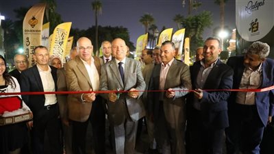 محافظ القاهرة: تقديم الدعم الكامل للمبادرات التى تستهدف تطوير الصناعات والحرف اليدوية