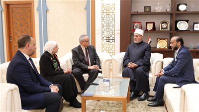 مدير مكتبة الإسكندرية يؤكد حرص المكتبة على المشاركة في توثيق التراث الإفتائي