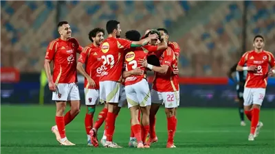 ا️لأهلي يفتح مفاوضات مبكرة لتجديد عقود رباعي الفريق