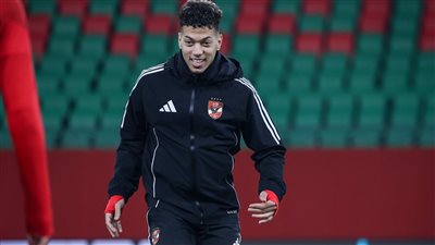 قناة تنقل مباراة الأهلي والجيش الملكي.. بث مباشر الآن