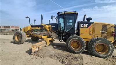 استكمال الموقف الجديد وتمهيد طرق القرى استعدادًا للرصف بحوش عيسى