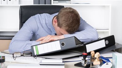 احذر.. نمط الحياة الخامل يهدد صحتك الجسدية والنفسية