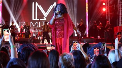 بعد 11 عامًا.. شرم الشيخ تستعيد بريق بوني إم في ليلة إضاءة أنوار الكريسماس