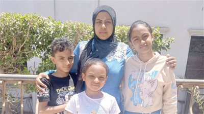 الأيتام الثلاثة.. ومتاعب الحياة