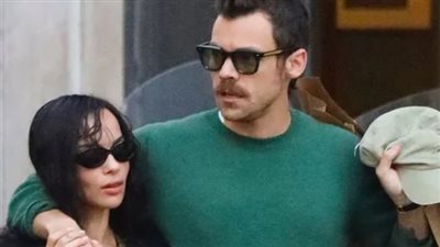 الرومانسية تسيطر على هاري ستايلز وزوي كرافيتز خلال إقامتهما في روما