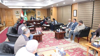 محافظ الفيوم يتابع معدلات الأداء بملف المتغيرات المكانية ويُشدد على تسريع وتيرة العمل