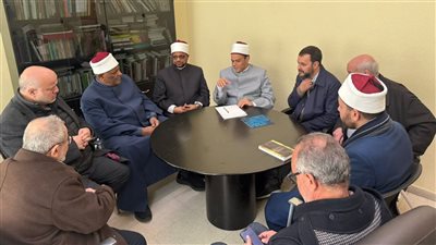 وفد الأزهر برئاسة الدكتور شومان يلتقي بمسئولي المفوضية الإسلامية بإسبانيا