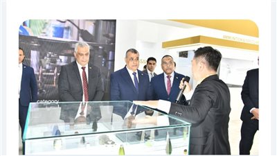 وزير الدولة للإنتاج الحربي يزور أجنحة عدد من الشركات المشاركة بمعرض  EDEX 2025