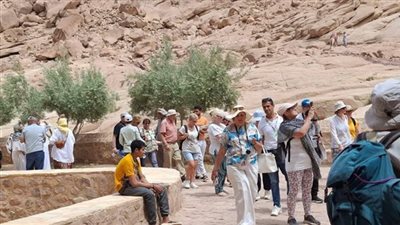 645 سائحا وزائرا للمقدسات الدينية والتاريخية بسانت كاترين