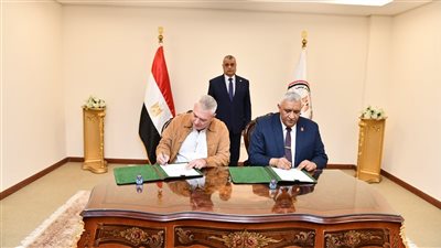 وزير الدولة للإنتاج الحربي يشهد مراسم توقيع عقد للتعاون المشترك في مجال التصنيع العسكري