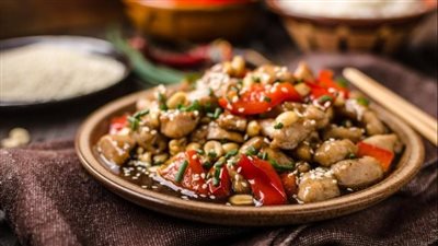 حضري دجاج بالكاجو على الطريقة الآسيوية