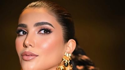 فستان ريم سامي يتقرب من 200 ألف جنيه في افتتاح مهرجان البحر الأحمر السينمائي