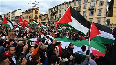 اشتباكات واحتجاجات مؤيدة لفلسطين فى إيطاليا تصل إلى ميناء برينديزى والأوليمبياد