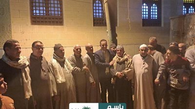 استقبال حافل للنائب الوفدي باسم حجازي خلال جولته الميدانية بقرية 