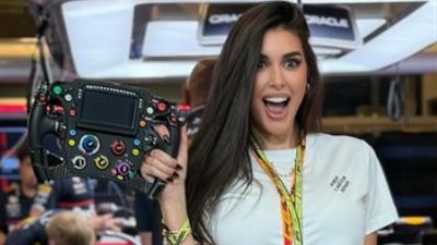 ياسمين صبري تستعرض رشاقتها بالكاجوال