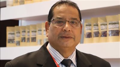 خليل: عدم استقرار الأسعار وسيطرة السماسرة وراء أزمة صناعة الدواجن 