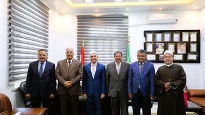 كشوفات طبية وتوزيع نظارات لتلاميذ الإبتدائي بالمنيا الأسبوع المقبل