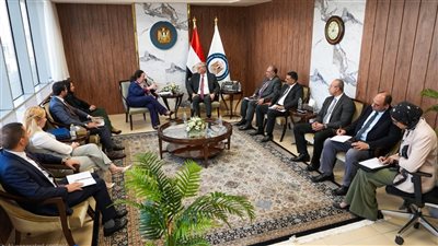 محادثات مع البنك الأوروبي لإعادة الإعمار والتنمية لبحث تعزيز التمويل والاستثمار في قطاعي البترول والتعدين