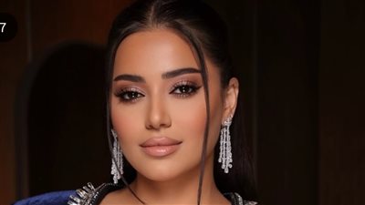 رحمة رياض ببدلة كلاسيكية في The voice