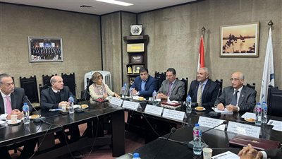 رجال الأعمال تطالب بحوافز  حكومية عاجلة لتوسيع استخدامات الذكاء الاصطناعي في الزراعة