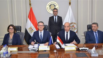  بروتوكول تعاون بين  القابضة للصوامع والوكالة الإيطالية  لدعم مشروعات الأمن الغذائي 