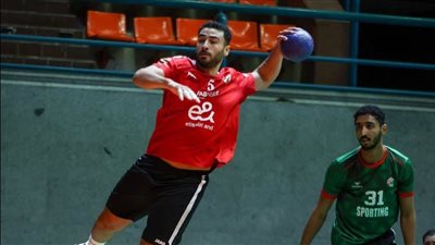 «رجال يد الأهلي» يفوز على سبورتنج في الدوري