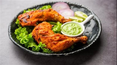 الدجاج الهندي الأحمر.. حضريها في دقائق