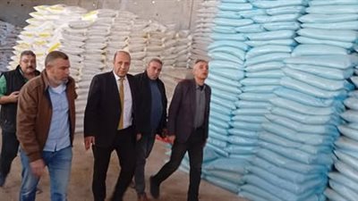 الزراعة تضبط مخزنًا غير مرخص لتهريب الأسمدة المدعمة بالمحلة الكبرى