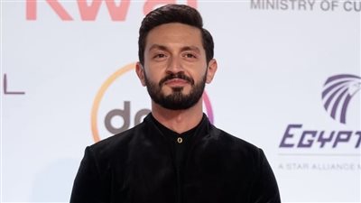 يوسف عثمان: بداياتى فى الفن مليئة بالتحديات واللحظات الفارقة (فيديو)
