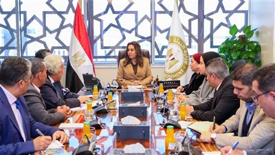 منال عوض تبحث فرص تعزيز الاستثمار البيئي داخل المحميات الطبيعية 