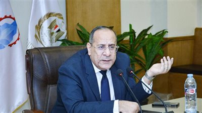 القابضة الغذائية: احتياطي الزيت 5.6 شهر ولا توجد أزمة في توفيره