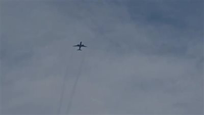 توقف محرك طائرة ركاب أمريكية بعد إقلاعها