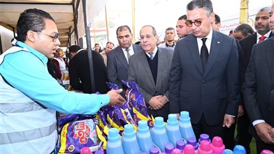 وزارة التموين تكشف حقيقة نقص زيت الطعام