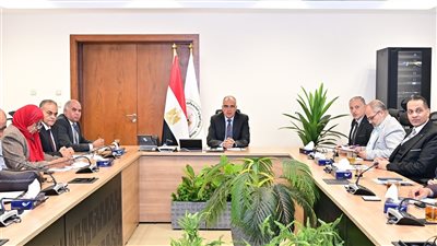وزير الري يتابع موقف مشروعات الخطة الاستثمارية للعام المالى الحالى ٢٠٢٥ / ٢٠٢٦