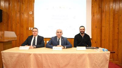 «ابدأها من الجامعة – حوِّل أفكارك المبتكرة إلى مشروع ناشئ».. بكلية الصيدلة