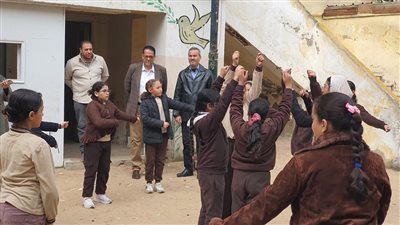 وكيل تعليم الغربية يتابع الدراسة بمدارس شرق طنطا التعليمي