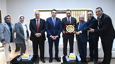 نائب محافظ الفيوم ونقيب المهندسين يفتتحان أعمال تطوير المقر الرئيسي للنقابة