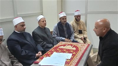 وكيل أوقاف الغربية يتابع المقابلات للراغبين في استخراج تصريح خطابة 