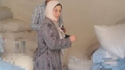 ضبط 1000 كجم علف منتهى الصلاحية باحد محلات الأعلاف بالبحيرة