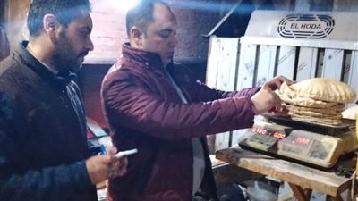 تحرير 6 محاضر ضد أصحاب مخابز لإنتاج خبز بلدي ناقص الوزن بالبحيرة