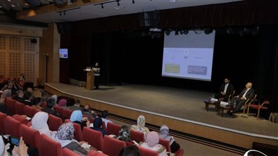 خبراء يناقشون متطلبات النشر الدولي المحكم للبحوث الأكاديمية في مكتبة الإسكندرية