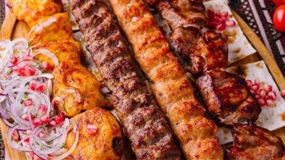 مشاوي كباب وشيش طاووق.. المقادير وطريقة التحضير