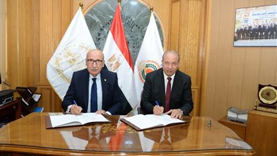 رئيس جامعة المنصورة ورئيس محكمة النقض  يوقعان مذكرة تفاهم لتعزيز التعاون في مجالات التدريب والتثقيف القانوني