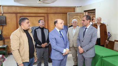 محافظ كفرالشيخ يتفقد اللجان لمتابعة الاستعدادات النهائية لجولة الإعادة لانتخابات النواب 2025