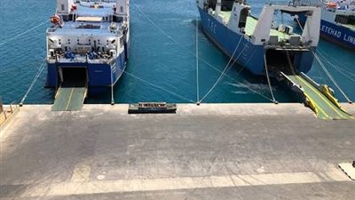 تداول  17 ألف طن بضائع  بموانئ البحر الأحمر