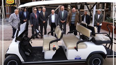 سيارة كهربائية لدعم حركة طلاب ذوي الهمم بجامعة الزقازيق