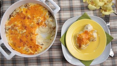 طريقة عمل صينية القرنبيط بالدجاج بالجبن الكريمي