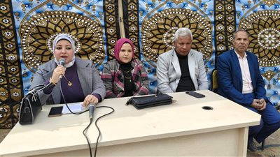 بمحاضرات وورش فنية.. ثقافة الفيوم تواصل قوافلها التوعوية بالروضة