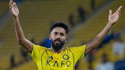 نواف بوشل يكشف كواليس انتقاله للنصر وثقته برونالدو